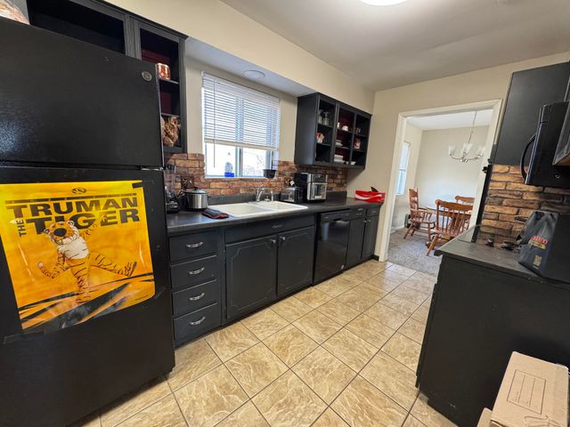 1817 HIGHRIDGE DR, Columbia, MO 65203