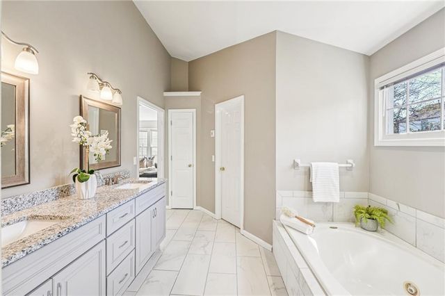 52 Bridle Lane, Marietta, GA 30068