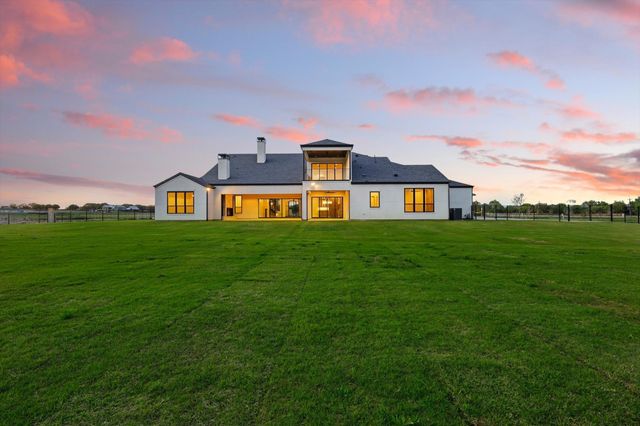1418 Clydesdale Road, Bartonville, TX 76226