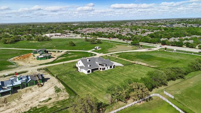 1418 Clydesdale Road, Bartonville, TX 76226