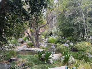 7111 Farralone 87, Canoga Park, CA 91303