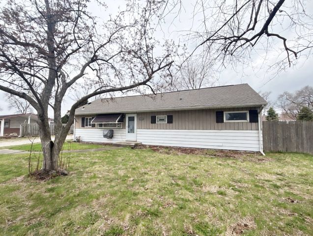 17W452 BUTTERFIELD Road, Villa Park, IL 60181