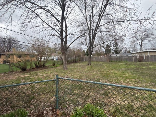 17W452 BUTTERFIELD Road, Villa Park, IL 60181