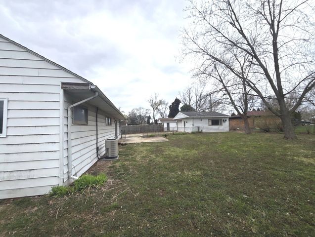 17W452 BUTTERFIELD Road, Villa Park, IL 60181