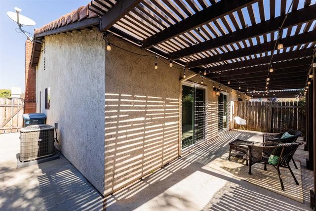 2407 Teaberry Glen, Escondido, CA 92027