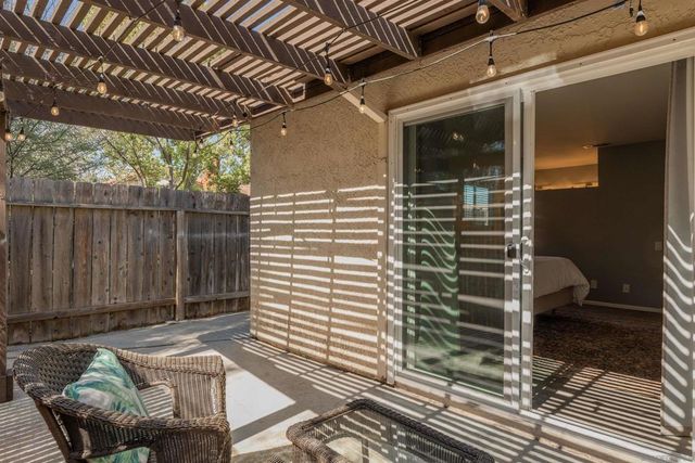 2407 Teaberry Glen, Escondido, CA 92027