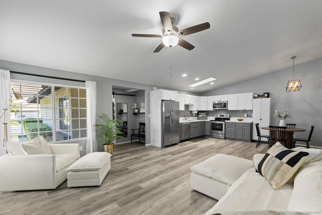 Image 1 of property listing at 2407 Teaberry Glen, Escondido, CA 92027