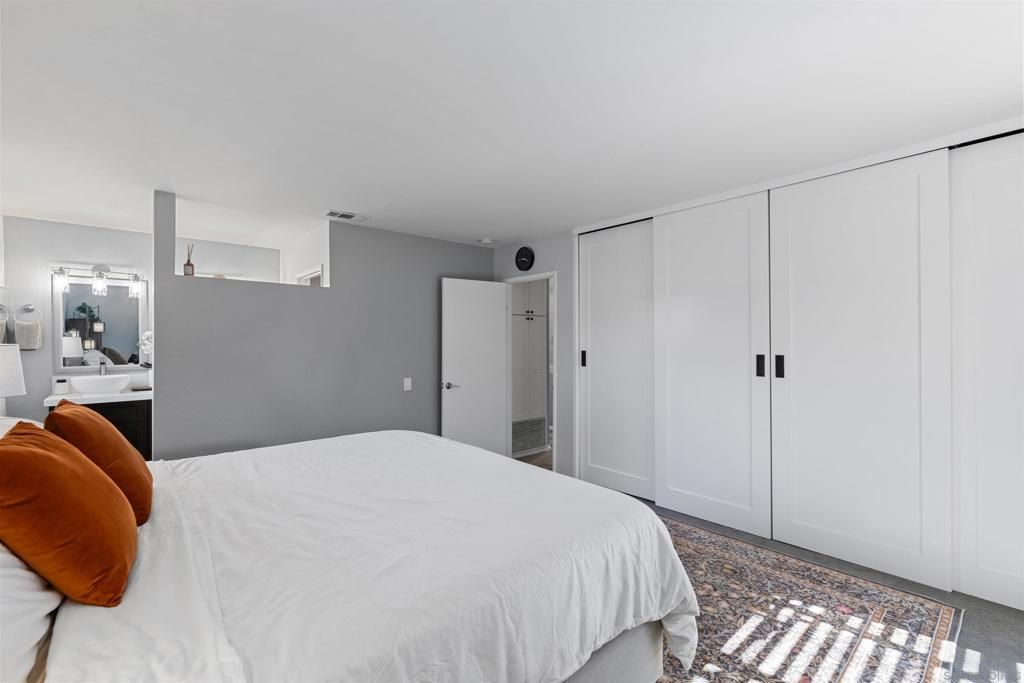 Image 27 of property listing at 2407 Teaberry Glen, Escondido, CA 92027