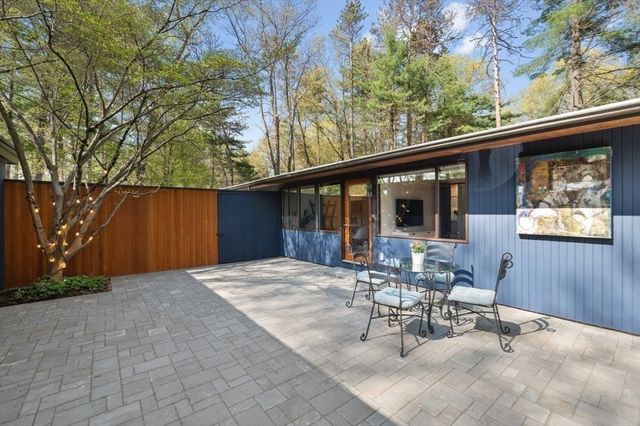 53 Campbell Rd, Wayland, MA 01778