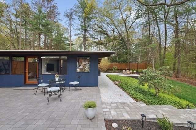53 Campbell Rd, Wayland, MA 01778