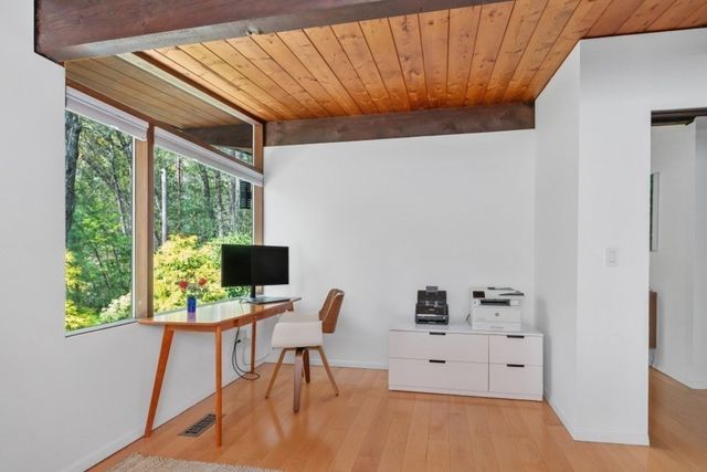 53 Campbell Rd, Wayland, MA 01778