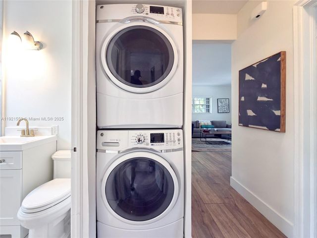 2750 SW 28th Ct 2750, Miami, FL 33133