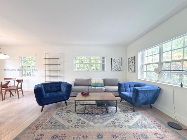 2750 SW 28th Ct 2750, Miami, FL 33133