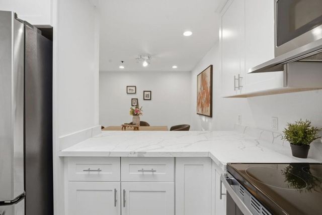 405 91st Street 27, Daly City, CA 94015