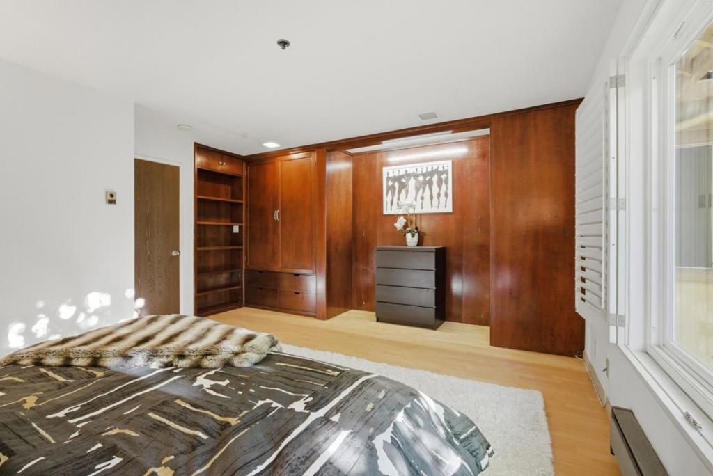 Image 18 of property listing at 405 91st Street 27, Daly City, CA 94015