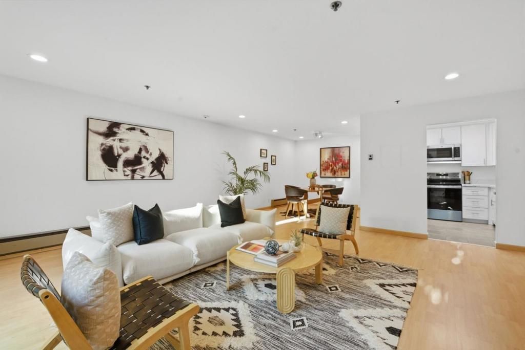 Image 7 of property listing at 405 91st Street 27, Daly City, CA 94015