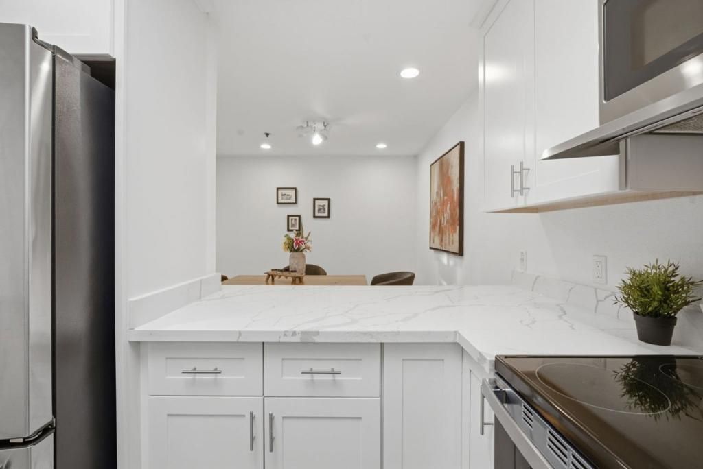 Image 9 of property listing at 405 91st Street 27, Daly City, CA 94015