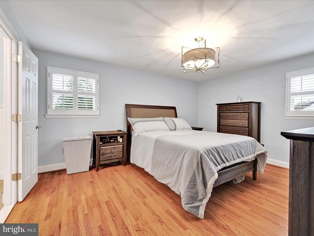 107 CRESTSIDE WAY, Malvern, PA 19355