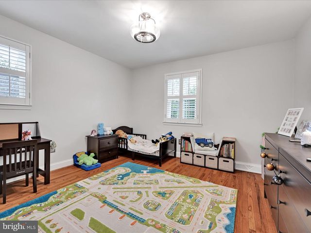 107 CRESTSIDE WAY, Malvern, PA 19355