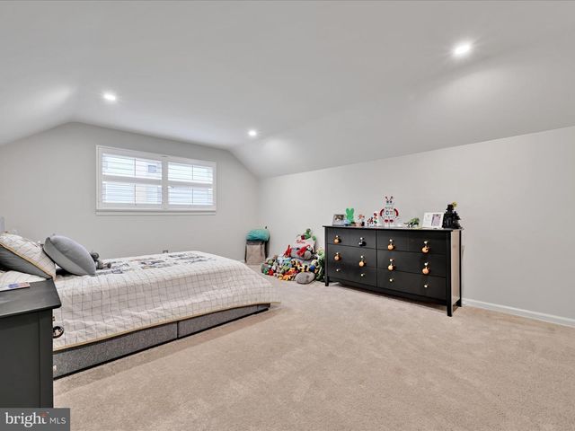 107 CRESTSIDE WAY, Malvern, PA 19355