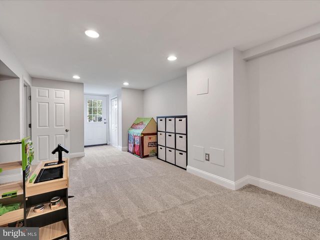 107 CRESTSIDE WAY, Malvern, PA 19355