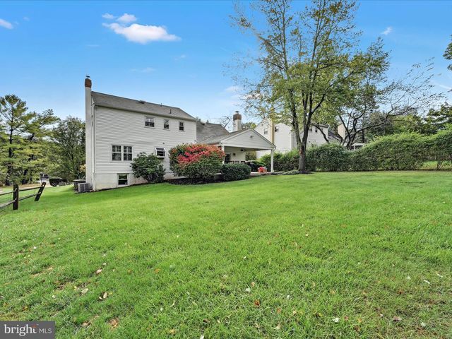 107 CRESTSIDE WAY, Malvern, PA 19355