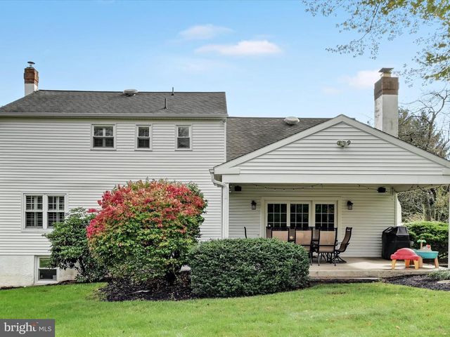 107 CRESTSIDE WAY, Malvern, PA 19355