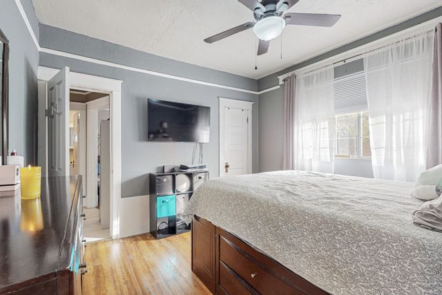 212 Sycamore Street NE, Albuquerque, NM 87106