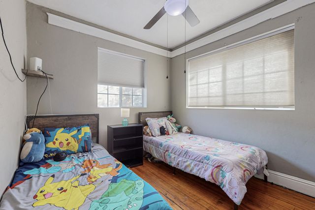 212 Sycamore Street NE, Albuquerque, NM 87106