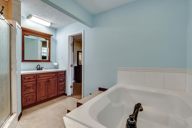 508 Pawnee Way, Madison, MS 39110