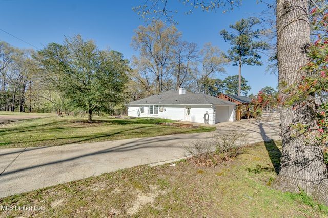 508 Pawnee Way, Madison, MS 39110