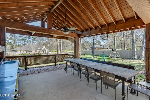 508 Pawnee Way, Madison, MS 39110