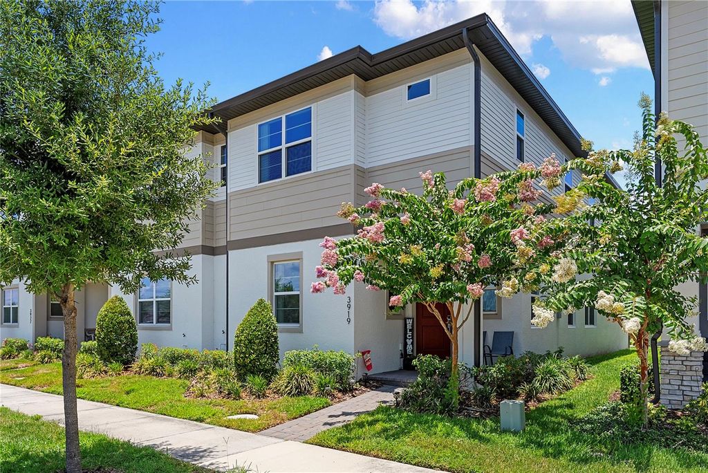 3919 KNOTTY PINE STREET, St Cloud, FL 34772