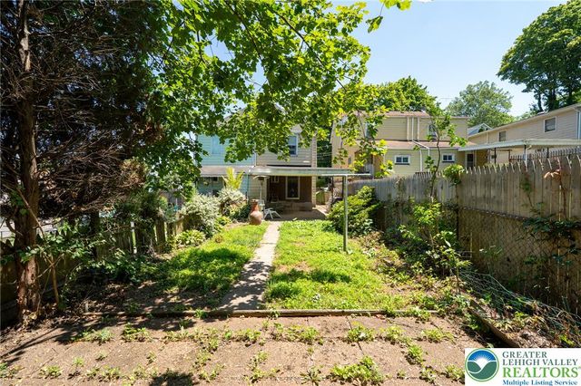 56 17th Street, Easton, PA 18042