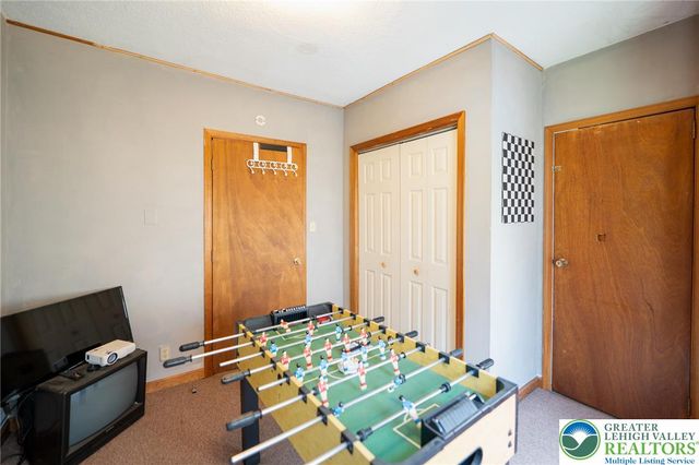 56 17th Street, Easton, PA 18042