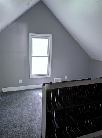 918 Wayne Street, Jackson, MI 49202