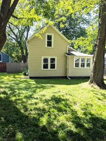 918 Wayne Street, Jackson, MI 49202