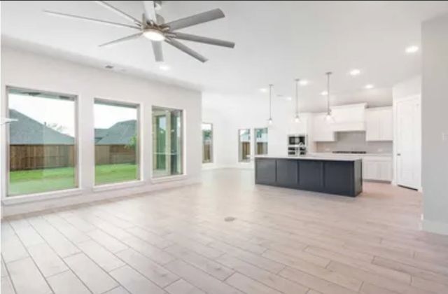 1511 Wolfgang Way, Van Alstyne, TX 75495