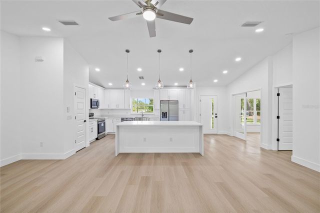 2812 W GASPAR DRIVE, Citrus Springs, FL 34433
