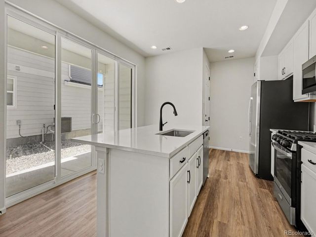 22866 E Tufts Place A, Aurora, CO 80015