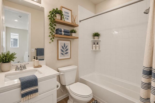22866 E Tufts Place A, Aurora, CO 80015