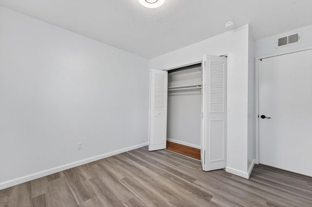 6626 50th St, Sacramento, CA 95823