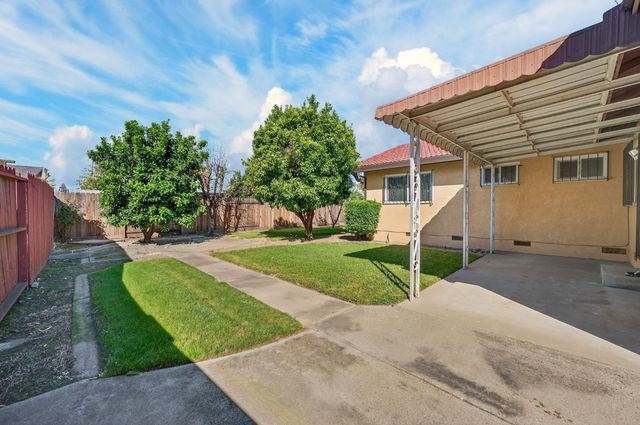 6626 50th St, Sacramento, CA 95823