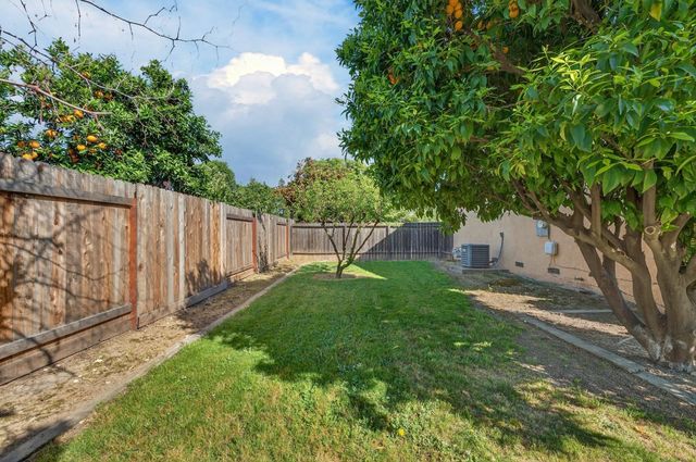 6626 50th St, Sacramento, CA 95823