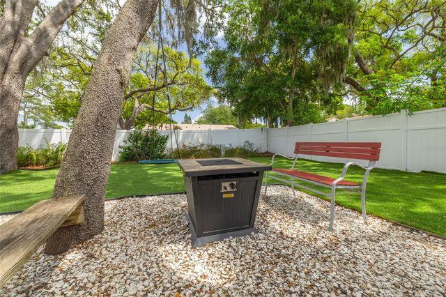 901 VIRGINIA AVENUE, Tarpon Springs, FL 34689