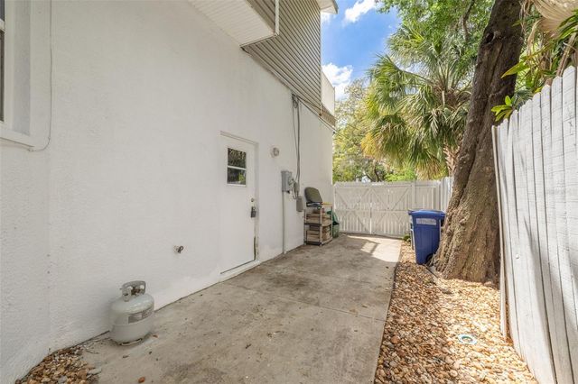 901 VIRGINIA AVENUE, Tarpon Springs, FL 34689