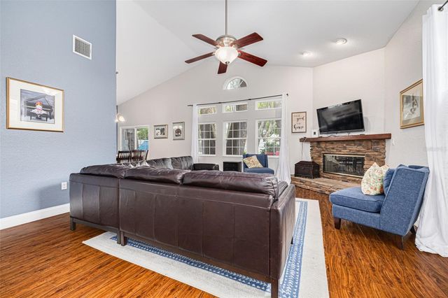 901 VIRGINIA AVENUE, Tarpon Springs, FL 34689