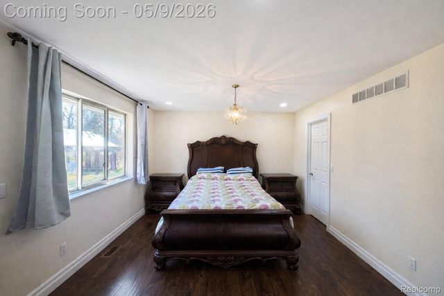 37209 Curwood Drive, Sterling Heights, MI 48310