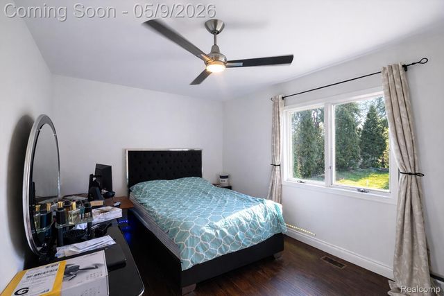 37209 Curwood Drive, Sterling Heights, MI 48310