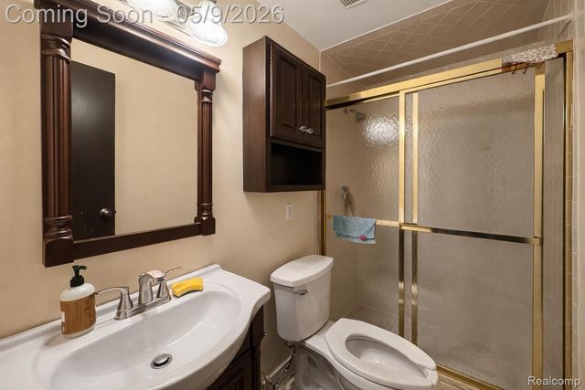 37209 Curwood Drive, Sterling Heights, MI 48310